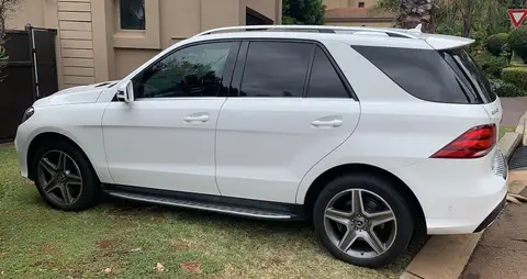 Mercedes Benz GLE-Class GLE 400 Leather