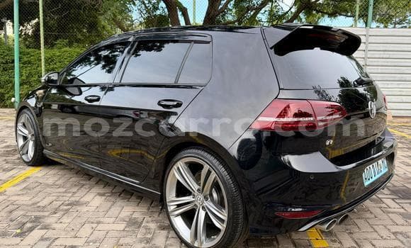 2019 Volkswagen Golf R
