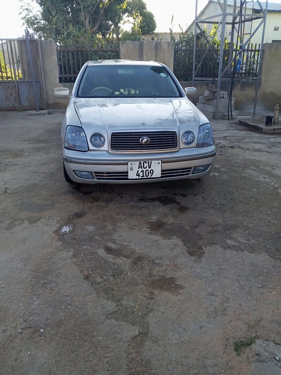 K39 000 neg 0979300470