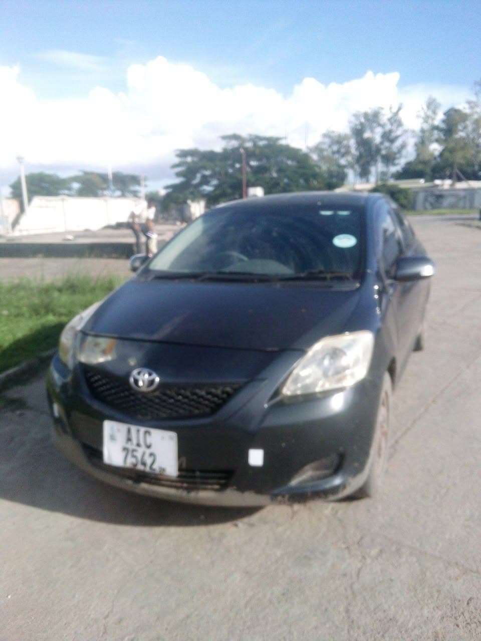 Toyota belta buy and drive very perfect going at 67