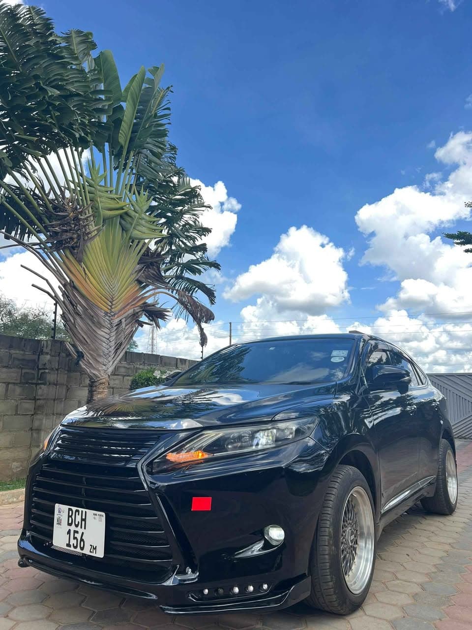 REDUCED TO CLEAR TOYOTA HARRIER BEAST DEAL EVER LOCATED IN KABWE