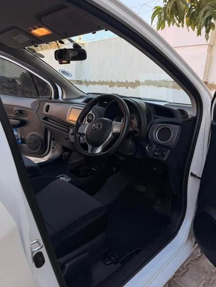 Toyota Vitz 2012