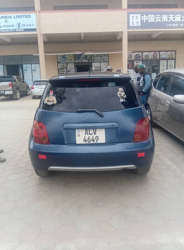 Toyota ist 1nz engine